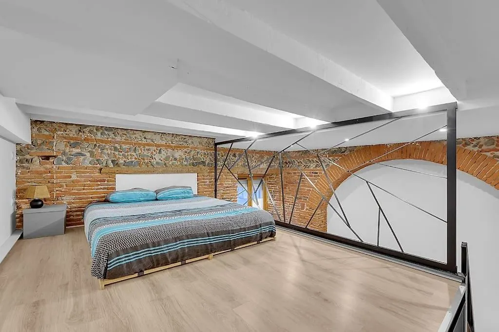 Loft Toulousain Atypique Renove A Neuf Toulouse France